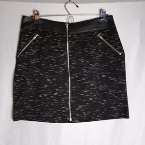 Rock & Republic Mini Black/White Speck Stripe Women's Skirt Size Sm.